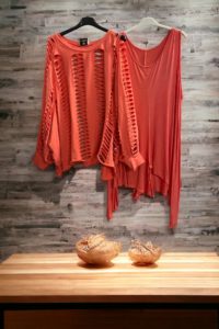 Set Oberteil mit cutout´s und dazu passendes Longtop One Size Italien Style passt 48-52/54