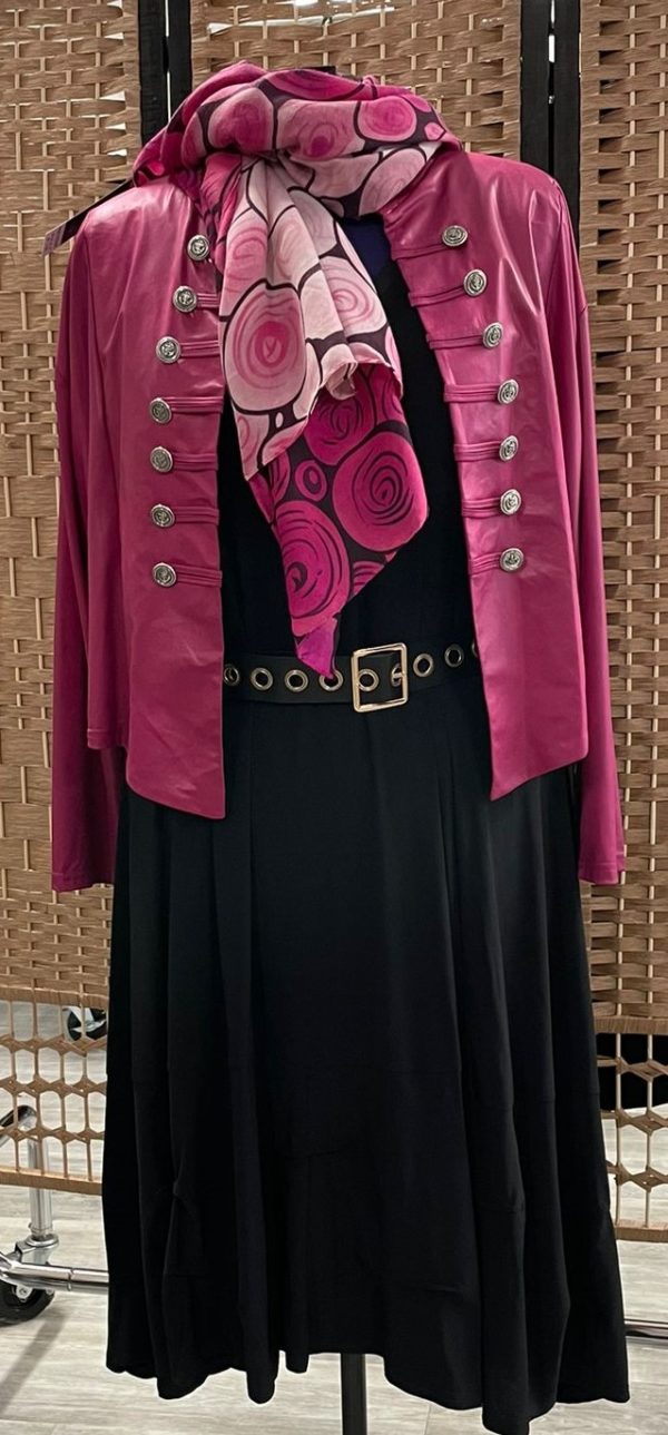 Kombiangebot Magna Beere Größe 48/50 Kleid schwarz mit Gürtel, Militaryjacke, Schal kostenlos