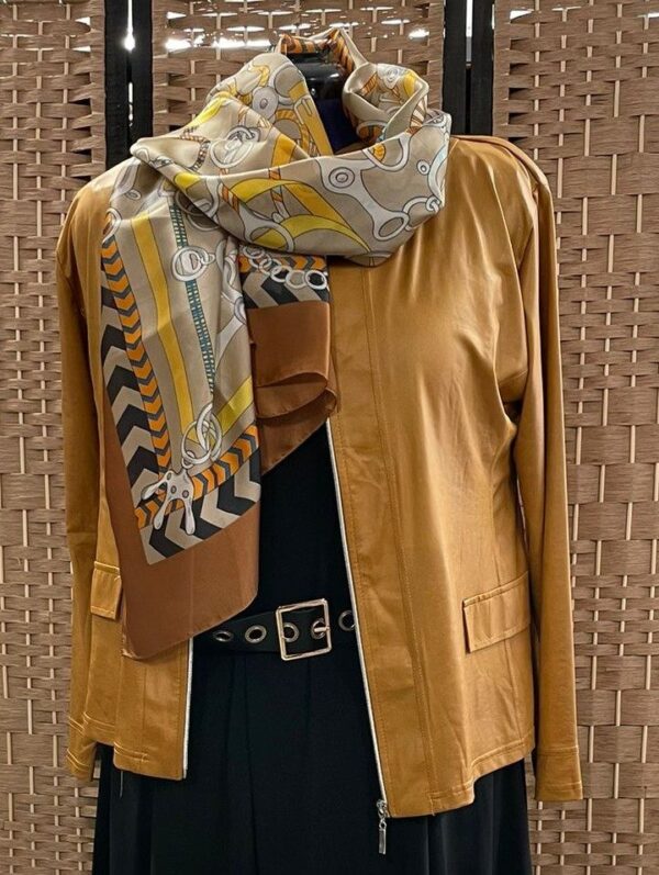 Lederoptikjacke von Magna in senf