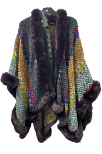 Strickponcho in tollen Farben unisize 40-52