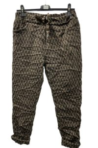 Stretchhose one Size, Größe ca. 44/46, Bund ungedehnt 40 gedehnt 50