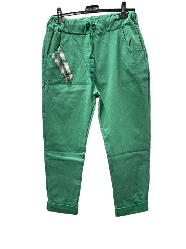 Stretchhose grün mit Zierreißverschluß  Größe 44/46 Bund ungedehnt 40 gedehnt 50cm