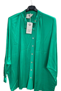 Glanzviscose V Linie Bluse grün AA 67 cm, Taille 62 cm, Länge 72 cm