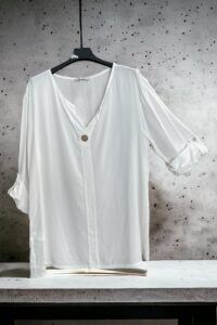 Bluse mit Knopf weiß, in kleinen Größen erhältlich, AA 52 cm
