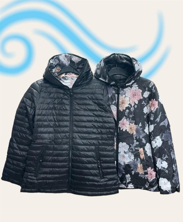 Wendejacke schwarz erhältlich in 40/42, 44/46, 48/50