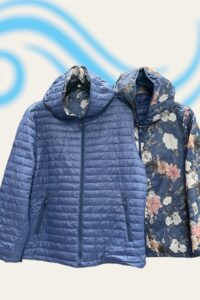 Wendejacke blau erhältlich in 40/42, 44/46, 48/50