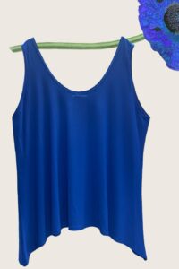 Magna Top zipfelig in blitzblau 40-58