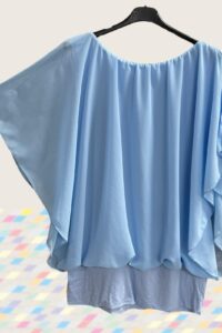 Bauchweg Bluse in hellblau 48-50