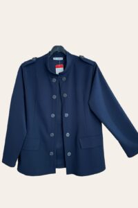 Magna Jacke mit Zierknöpfen in dunkelblau 40-58