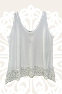 Magna Spitzentop zipfelig in weiß 40-58